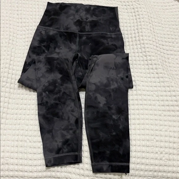 Lululemon Athletica Black & Grey Leggings - Picture 1 of 4